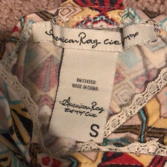 Colorful tank - Picture 2 of 3